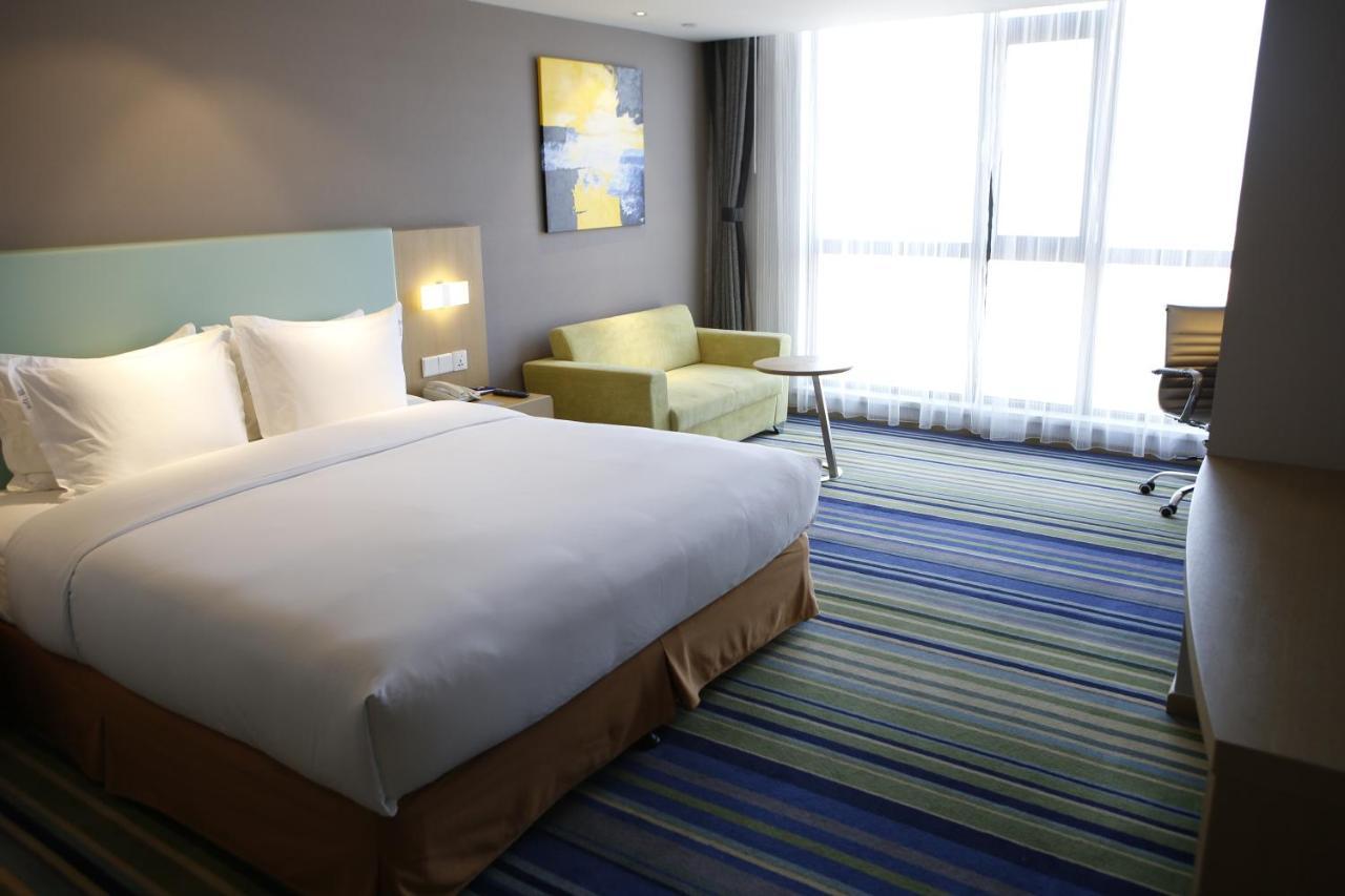 Holiday Inn Express Yingkou Onelong Plaza By Ihg Kajcsou Kültér fotó