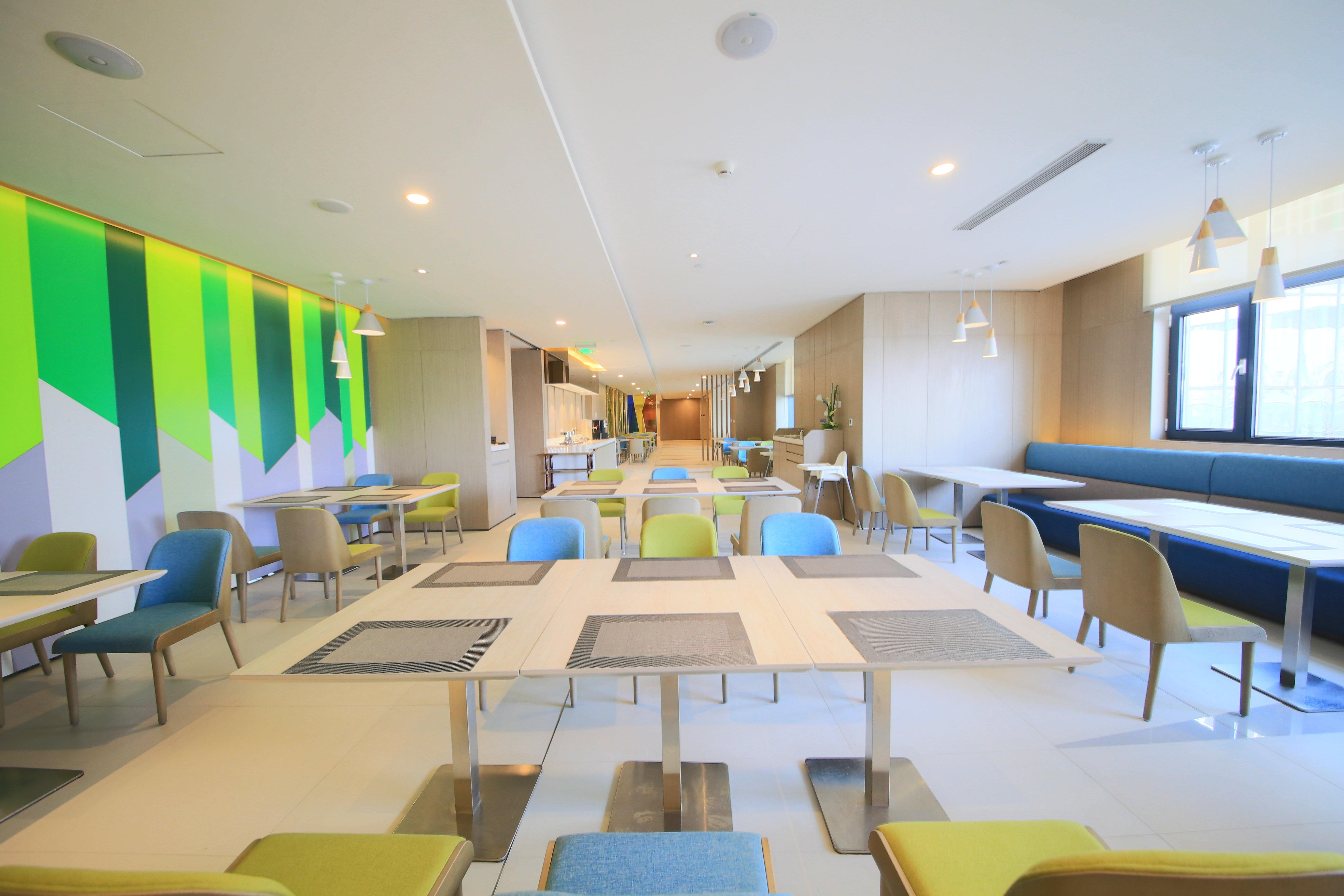 Holiday Inn Express Yingkou Onelong Plaza By Ihg Kajcsou Kültér fotó